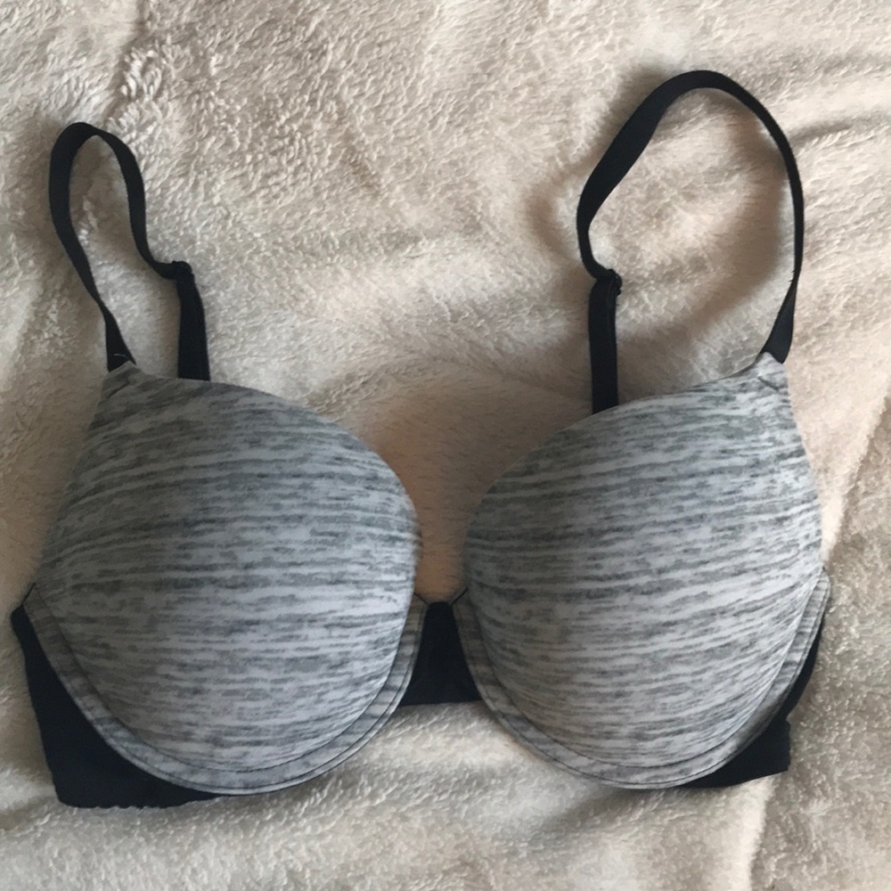VS PINK push-up bra